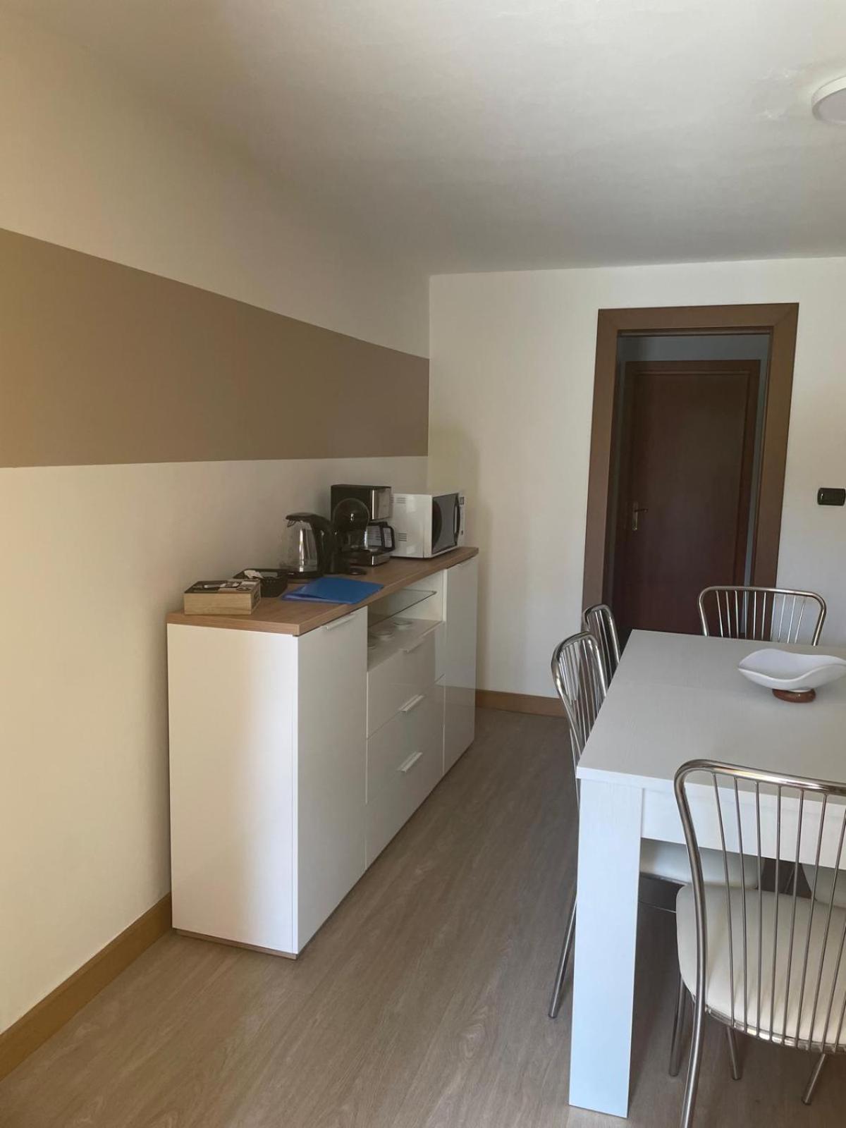Villa Elena Appartamento In Villa Montinelle Екстер'єр фото