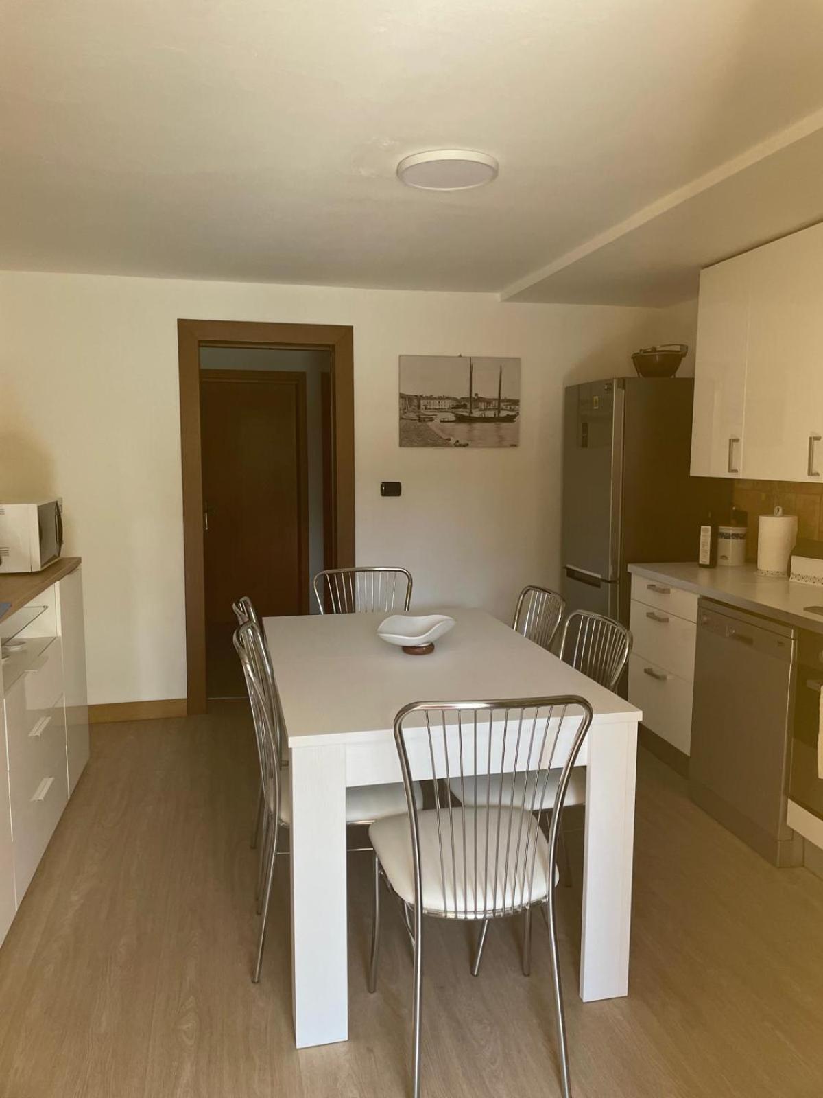 Villa Elena Appartamento In Villa Montinelle Екстер'єр фото