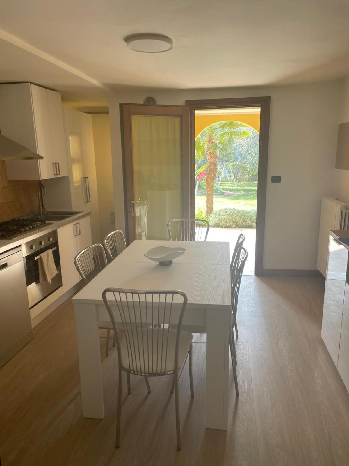 Villa Elena Appartamento In Villa Montinelle Екстер'єр фото