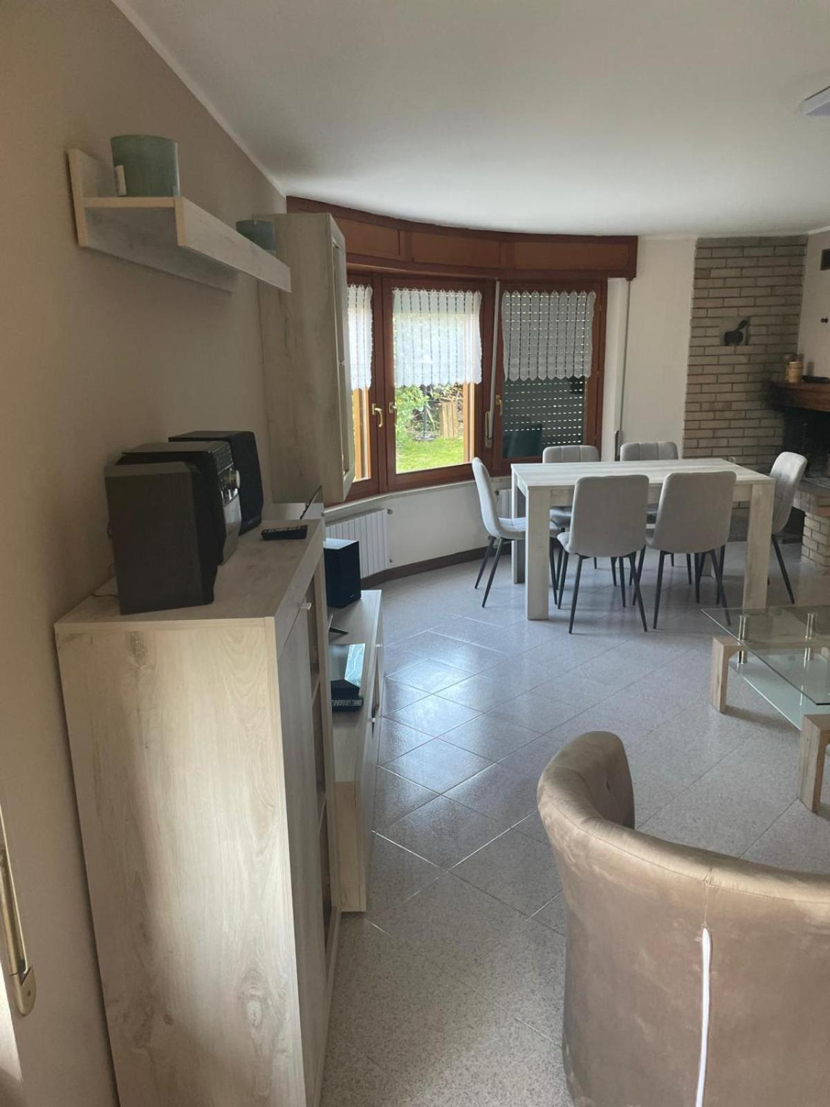 Villa Elena Appartamento In Villa Montinelle Екстер'єр фото